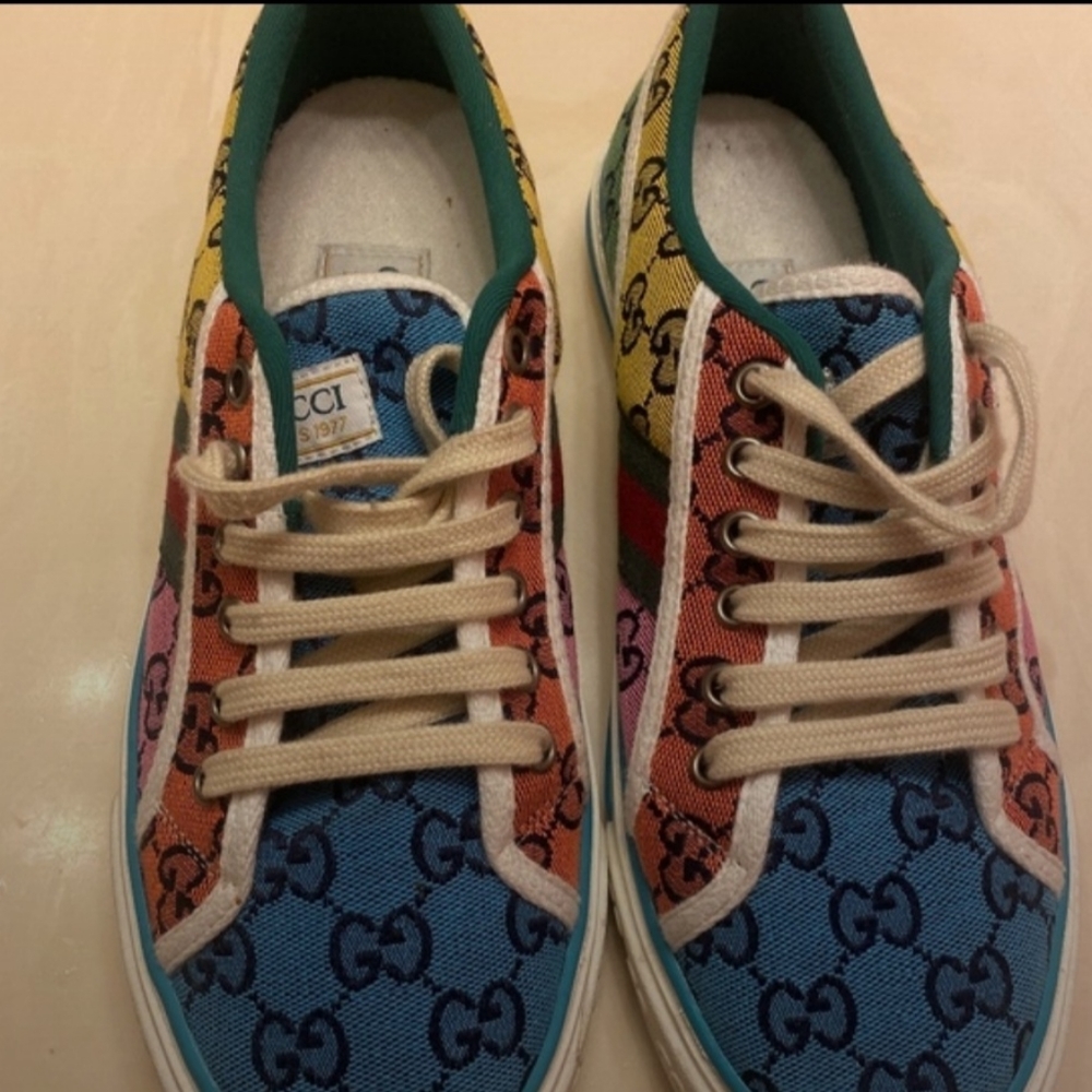 Gucci shoes